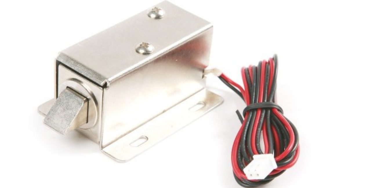 Discover the DC 12V magnetic solenoid lock. A perfect, powerful solution for creating a secure, automated, and discreet DIY electronic lock for your cabinet or project.