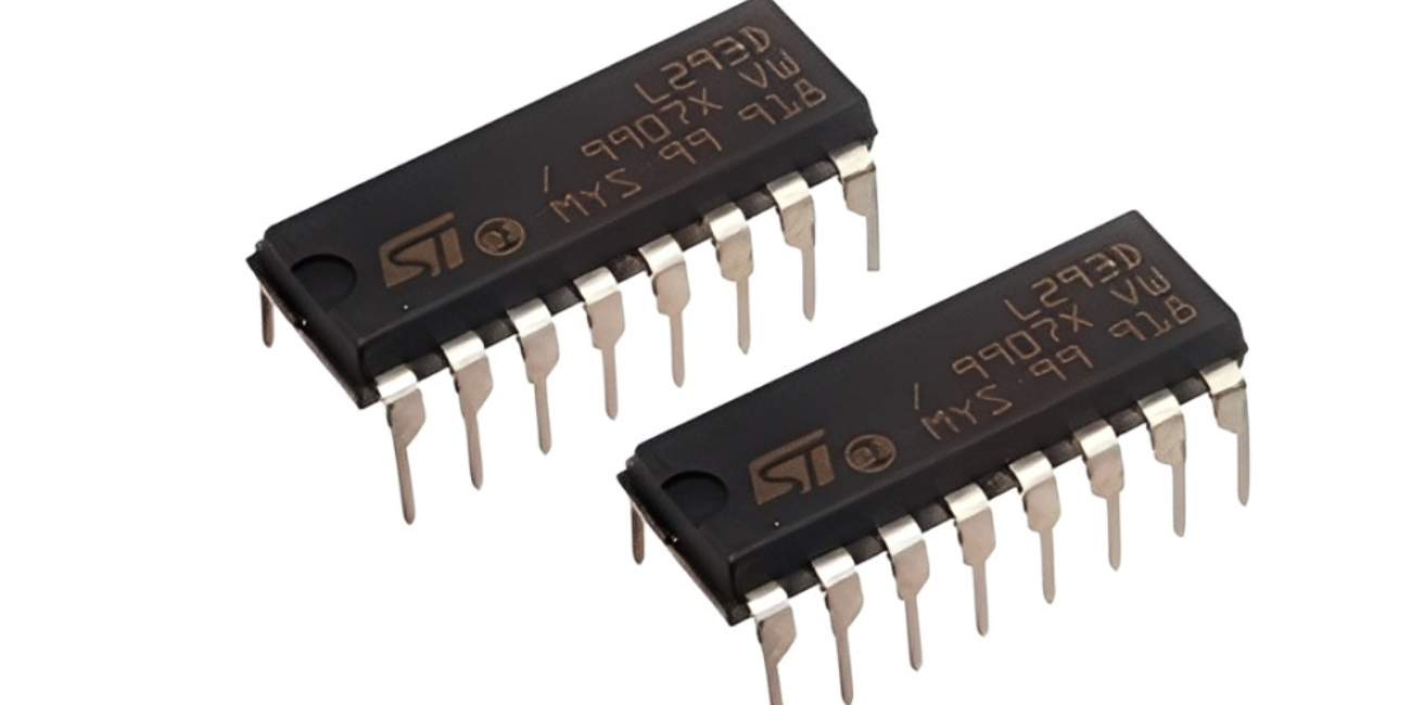 L293D DIP IC Make ST (pack of 2)